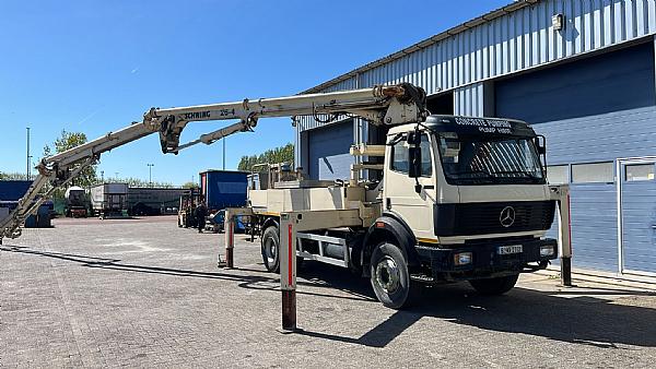 SCHWING  KVM 26/4  MERCEDES-BENZ